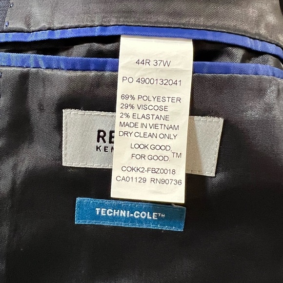 Kenneth Cole REACTION Techni-Cole Stretch Slim Fit Blazer, Navy Blue, 44R, NWT - Picture 4 of 11